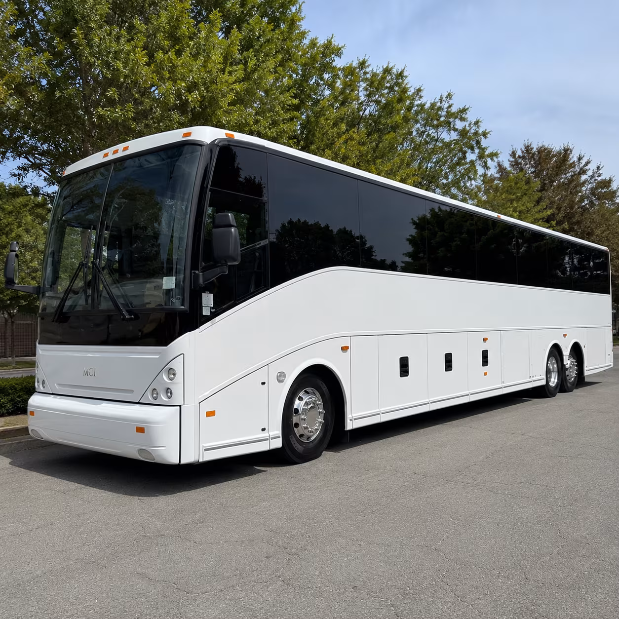 gilbert charter buses for gilbert players coaches staff and fans