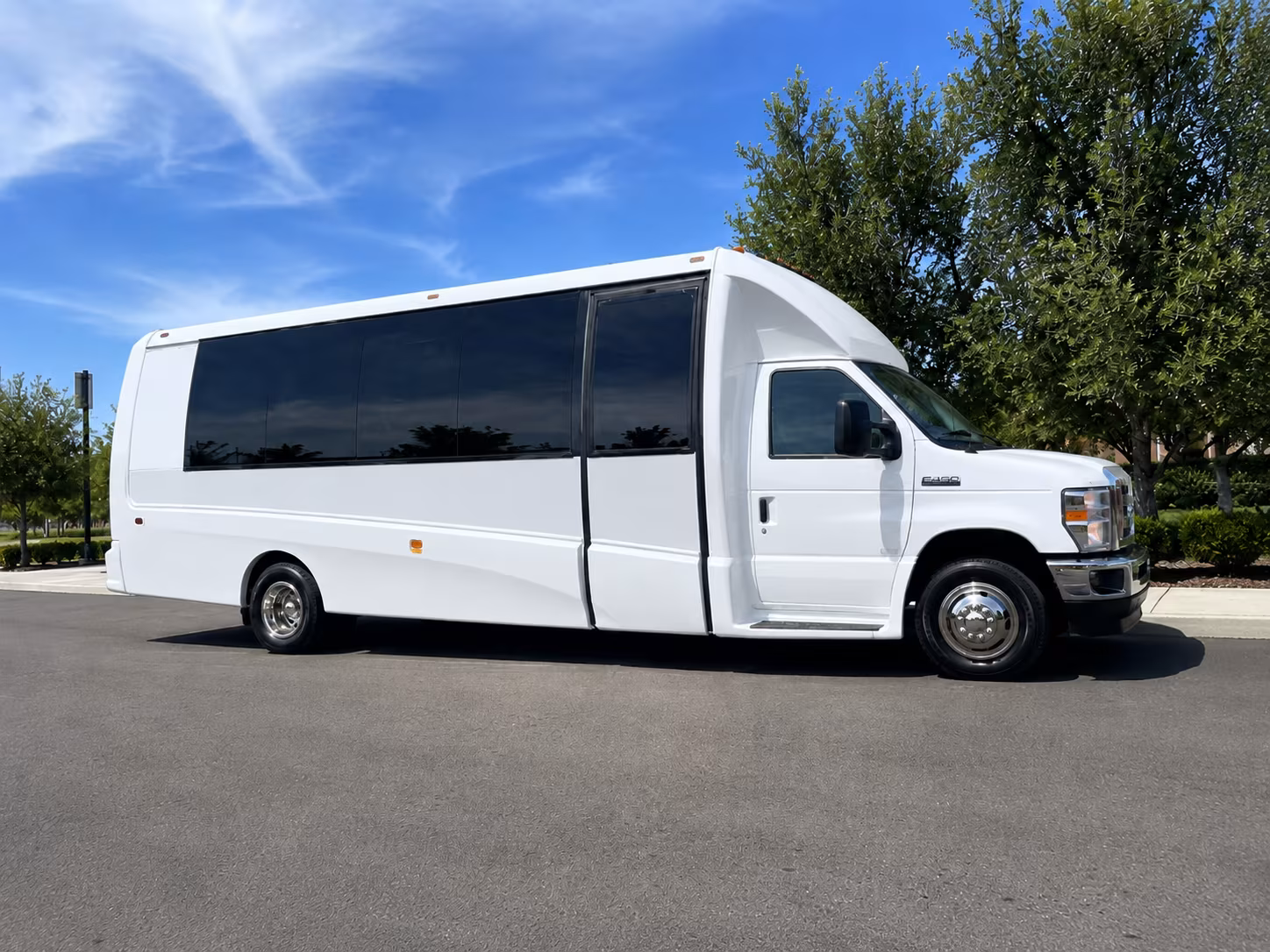 shuttle your guests between hotels and the wigwam resort with ease